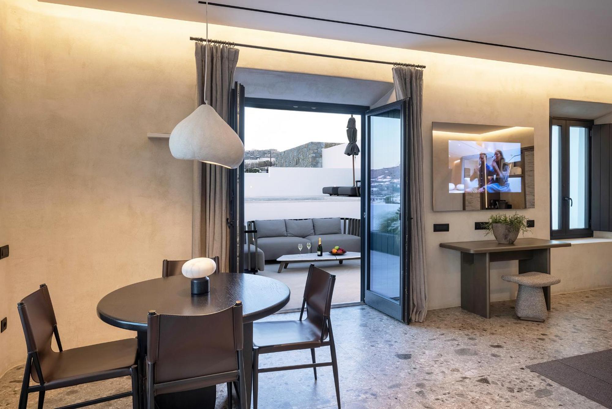 Aeonic Suites And Spa Mykonos Town Екстериор снимка