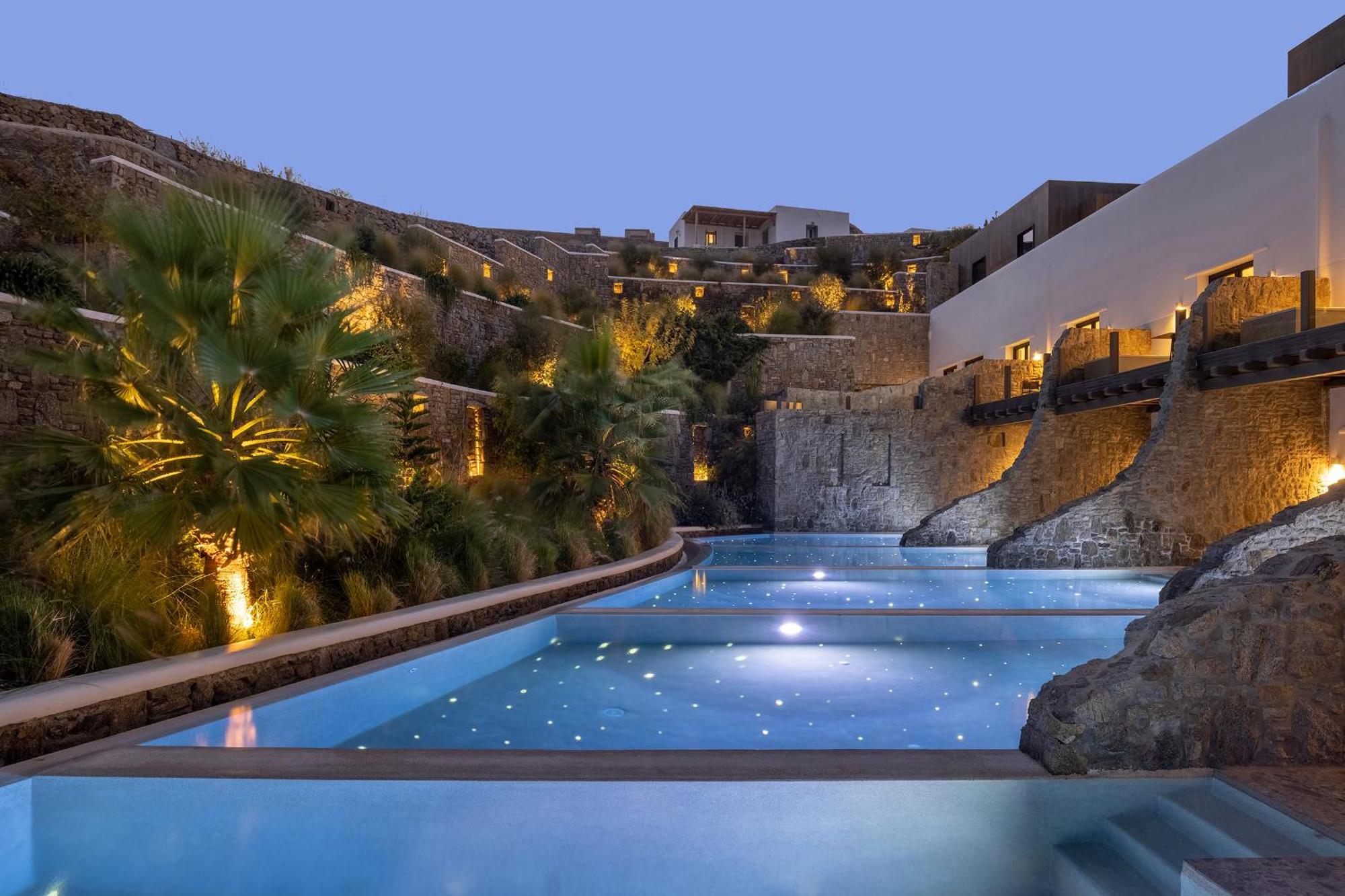 Aeonic Suites And Spa Mykonos Town Екстериор снимка