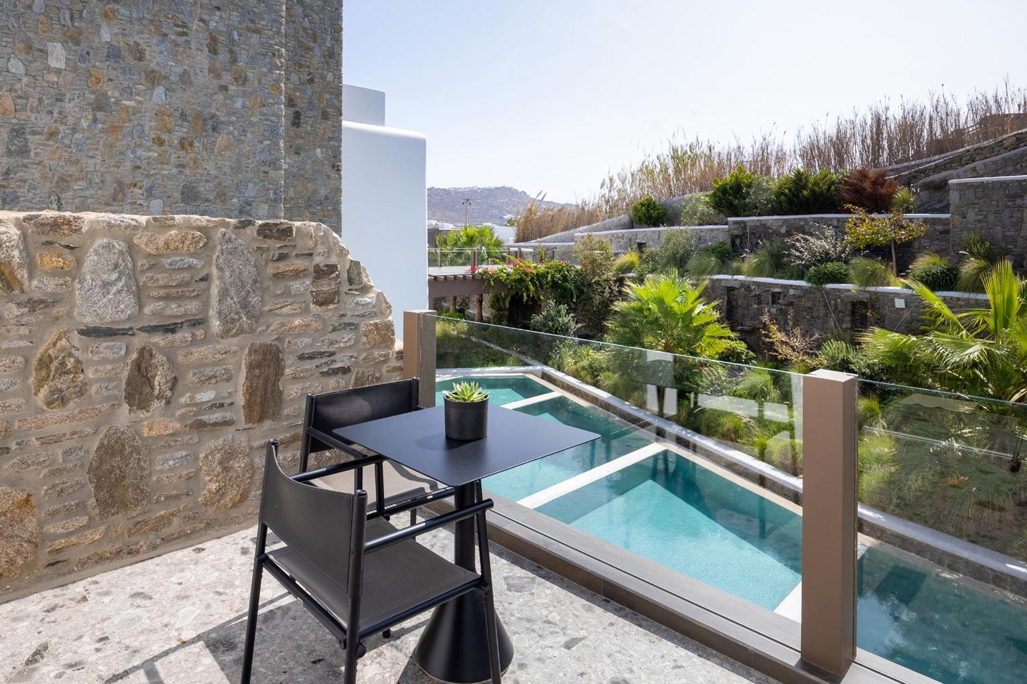 Aeonic Suites And Spa Mykonos Town Екстериор снимка