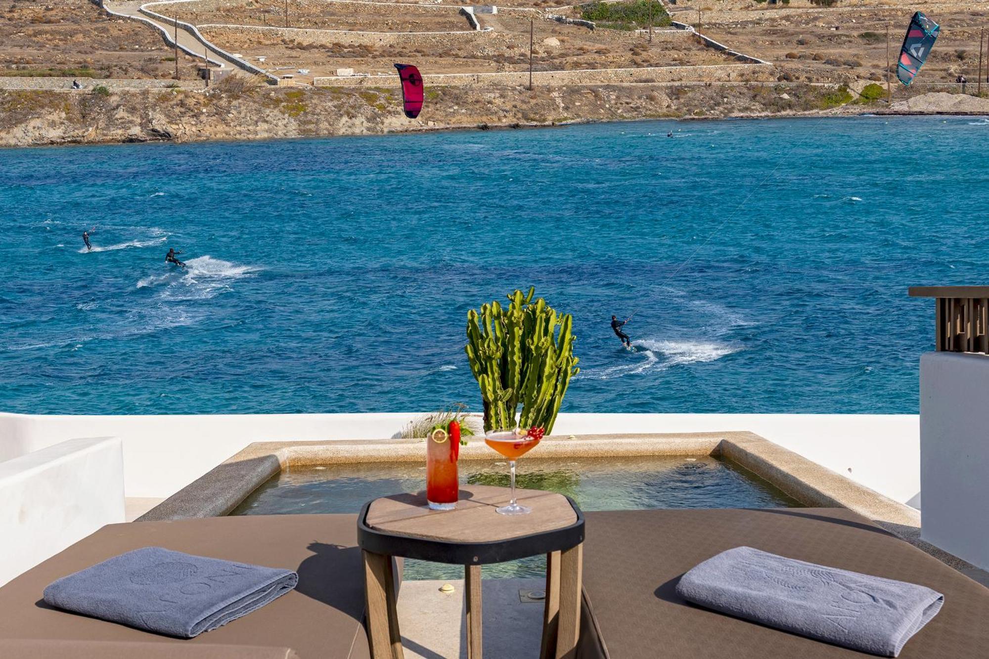 Aeonic Suites And Spa Mykonos Town Екстериор снимка