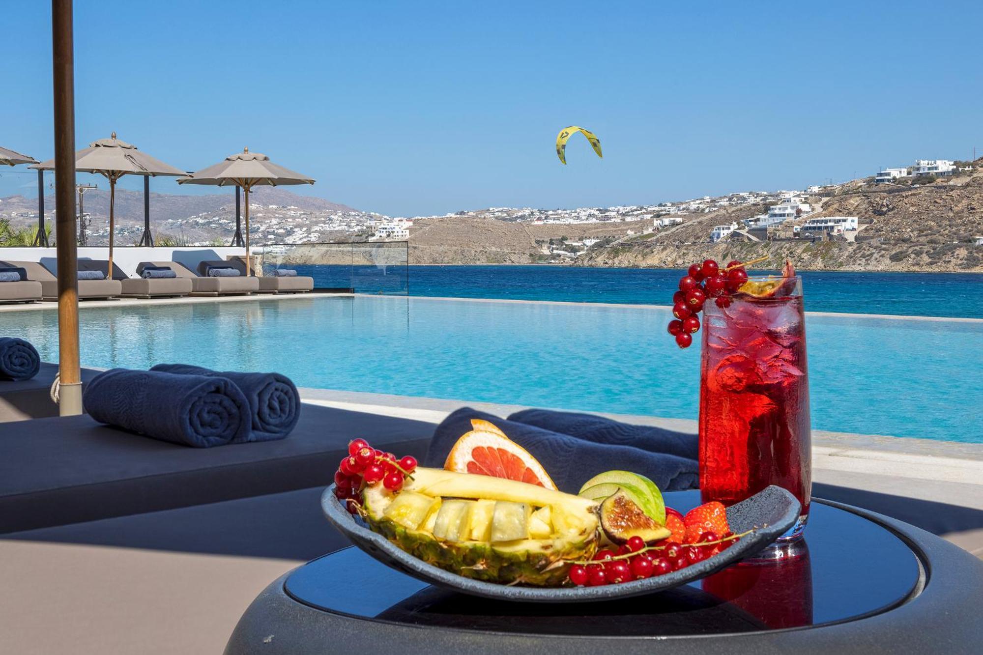 Aeonic Suites And Spa Mykonos Town Екстериор снимка