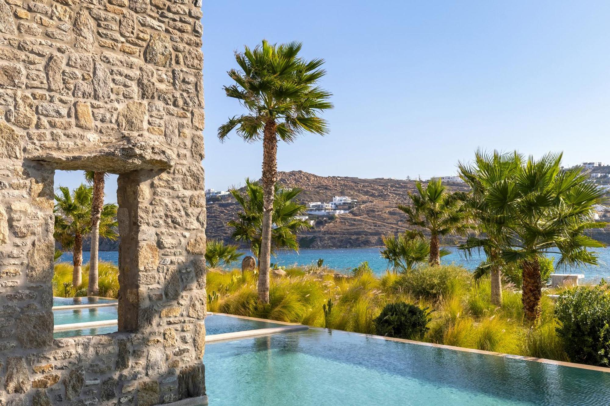 Aeonic Suites And Spa Mykonos Town Екстериор снимка